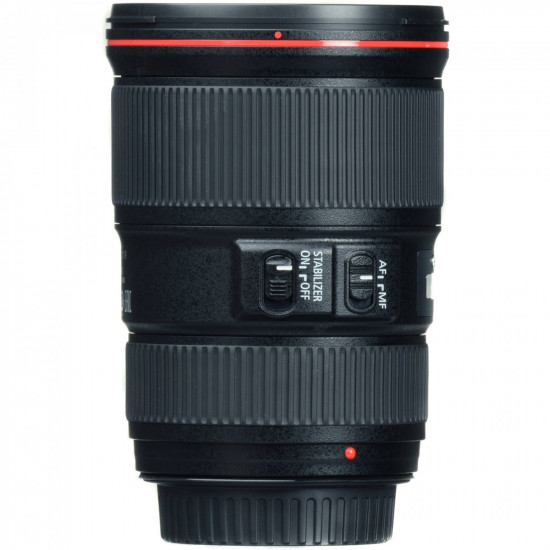 Объектив Canon EF 16-35 mm f/4L IS USM (9518B005) Объектив Canon EF 16-35 mm f/4L IS USM (9518B005)