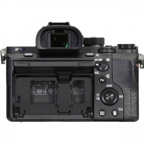 Фотоаппарат SONY Alpha a7S II body (ILCE7SM2B.CEC) Фотоаппарат SONY Alpha a7S II body (ILCE7SM2B.CEC)