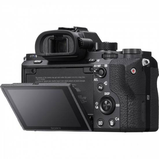 Фотоаппарат SONY Alpha a7S II body (ILCE7SM2B.CEC) Фотоаппарат SONY Alpha a7S II body (ILCE7SM2B.CEC)