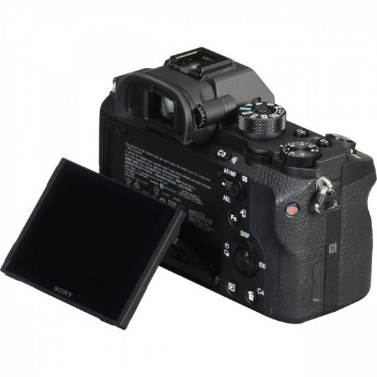 Фотоаппарат SONY Alpha a7S II body (ILCE7SM2B.CEC) Фотоаппарат SONY Alpha a7S II body (ILCE7SM2B.CEC)