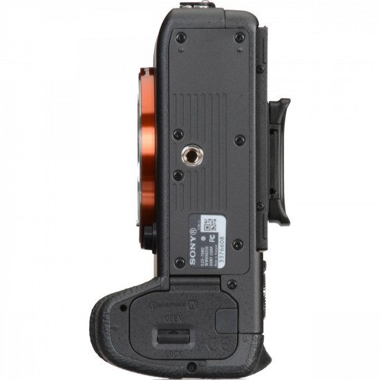 Фотоаппарат SONY Alpha a7S II body (ILCE7SM2B.CEC) Фотоаппарат SONY Alpha a7S II body (ILCE7SM2B.CEC)