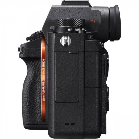 Фотоаппарат SONY Alpha a9 body (ILCE9.CEC) Фотоаппарат SONY Alpha a9 body (ILCE9.CEC)