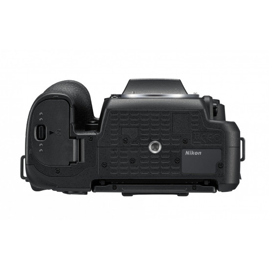 NIKON D7500 18-140 VR camera (VBA510K002) NIKON D7500 18-140 VR camera (VBA510K002)