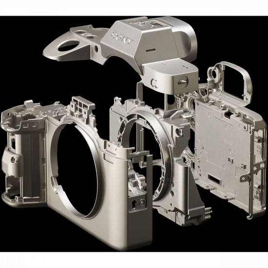 Фотоаппарат SONY Alpha a7R III body (ILCE7RM3B.CEC) Фотоаппарат SONY Alpha a7R III body (ILCE7RM3B.CEC)