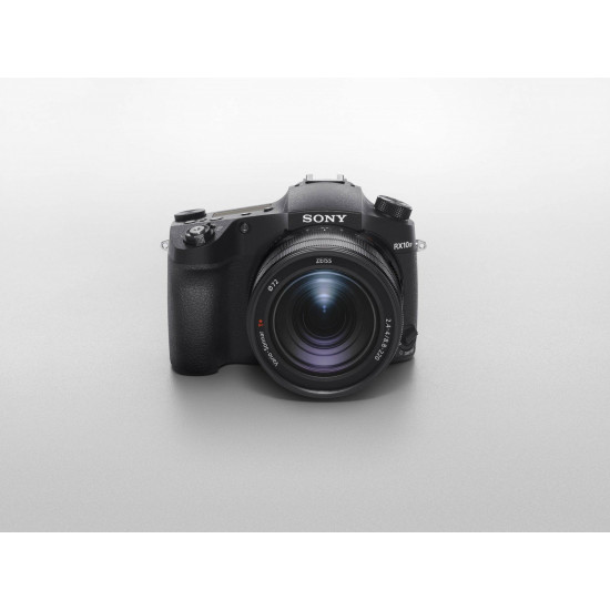 Фотоаппарат SONY Cyber-Shot RX10 IV (DSCRX10M4.RU3) Фотоаппарат SONY Cyber-Shot RX10 IV (DSCRX10M4.RU3)