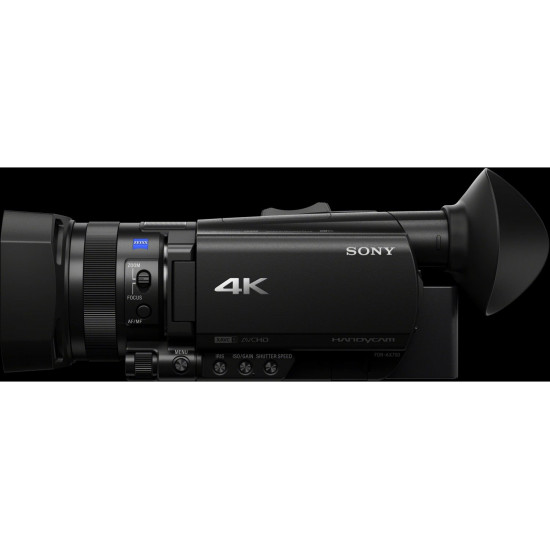 Видеокамера SONY FDR-AX700 Black (FDRAX700B.CEE) Видеокамера SONY FDR-AX700 Black (FDRAX700B.CEE)
