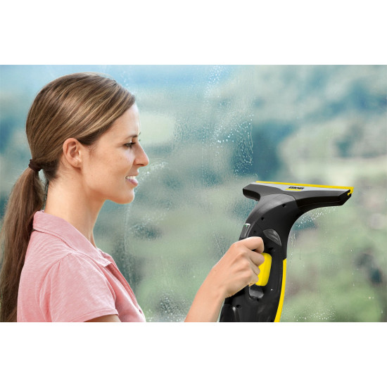 The vacuum cleaner for washing of windows of Karcher of WV 2 Premium 10 YearsEdit The vacuum cleaner for washing of windows of Karcher of WV 2 Premium 10 YearsEdit