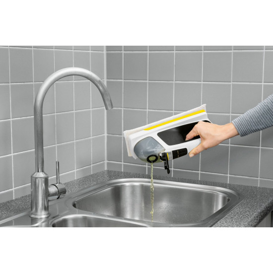 The vacuum cleaner for washing of windows of Karcher of KV 4 Premium (vibropad) white The vacuum cleaner for washing of windows of Karcher of KV 4 Premium (vibropad) white
