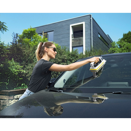 The vacuum cleaner for washing of windows of Karcher of KV 4 Premium (vibropad) white The vacuum cleaner for washing of windows of Karcher of KV 4 Premium (vibropad) white