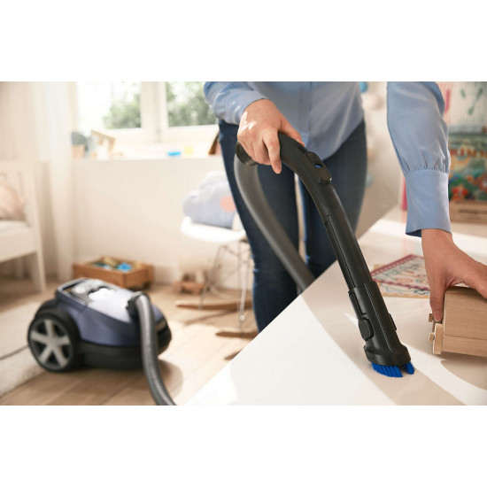 Пылесос Philips FC8741/09 Performer Silent Пылесос Philips FC8741/09 Performer Silent