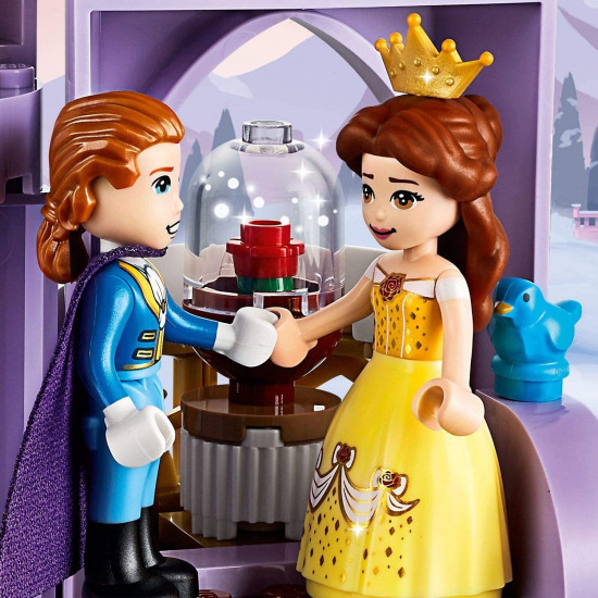 Конструктор LEGO Friends Зимний праздник в замке Белль (43180) Конструктор LEGO Friends Зимний праздник в замке Белль (43180)