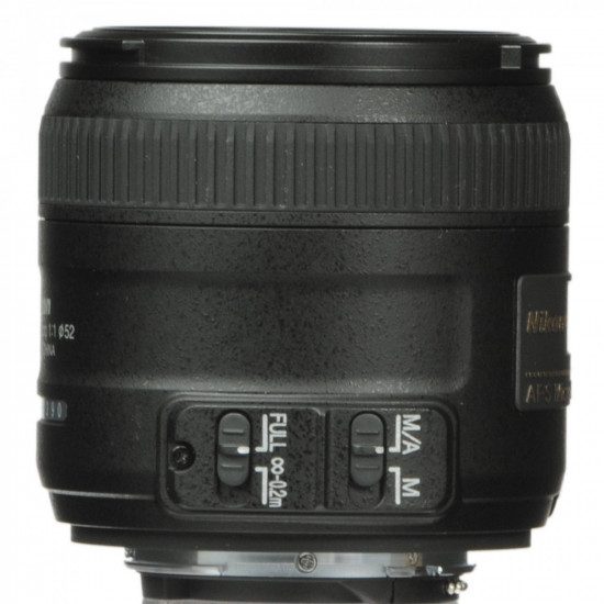 Объектив NIKON AF-S DX 40 mm f/2.8G Micro (JAA638DA) Объектив NIKON AF-S DX 40 mm f/2.8G Micro (JAA638DA)