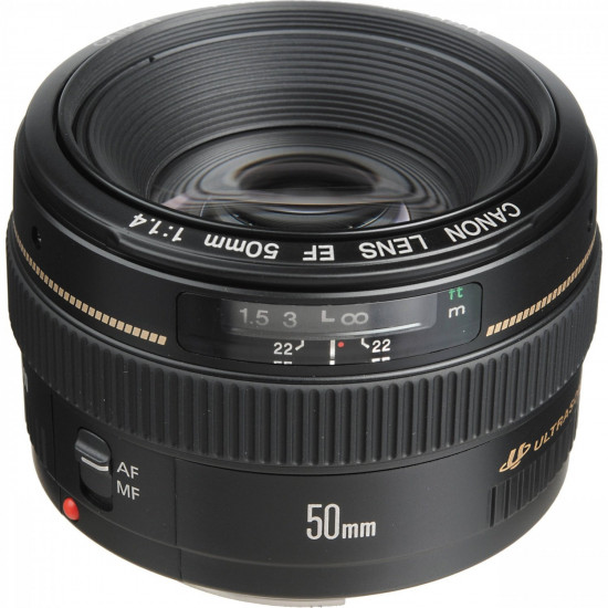 Объектив Canon EF 50 mm f/1.4 USM (2515A012) Объектив Canon EF 50 mm f/1.4 USM (2515A012)