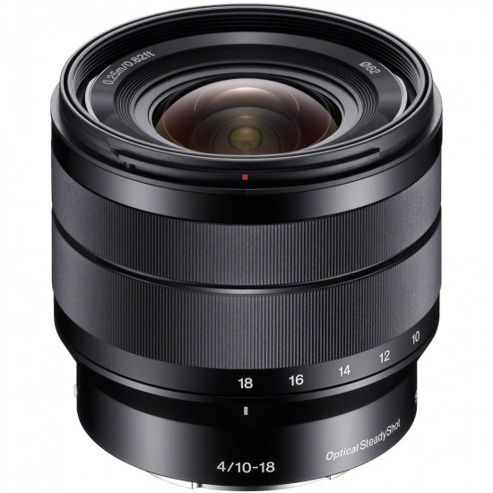 The lens Sony E 10-18 mm f/4.0 OSS for NEX (SEL1018.AE) The lens Sony E 10-18 mm f/4.0 OSS for NEX (SEL1018.AE)