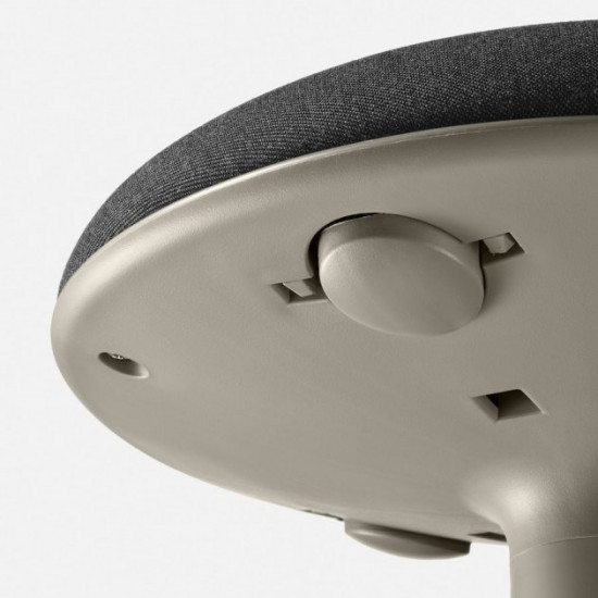 Stool IKEA NILSERIK beige / Vissle dark gray (704.868.28) Stool IKEA NILSERIK beige / Vissle dark gray (704.868.28)