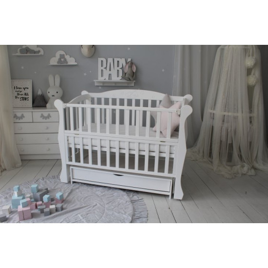 Кровать детская Baby Comfort ЛД10 белая с ящиком и резьбой Кровать детская Baby Comfort ЛД10 белая с ящиком и резьбой