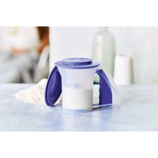 Сито для борошна з механічною ручкою з кришками Tupperware (250 мл) синє Сито для борошна з механічною ручкою з кришками Tupperware (250 мл) синє