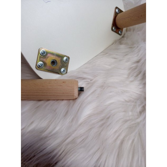 Children's wooden table and chair Toys, height 40 cm. Tabletop 60/40 cm. White Children's wooden table and chair Toys, height 40 cm. Tabletop 60/40 cm. White