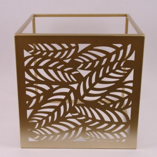 Coffee table Table Flora metal square gold 45 x 45 cm. 30082 (MI001805) Coffee table Table Flora metal square gold 45 x 45 cm. 30082 (MI001805)