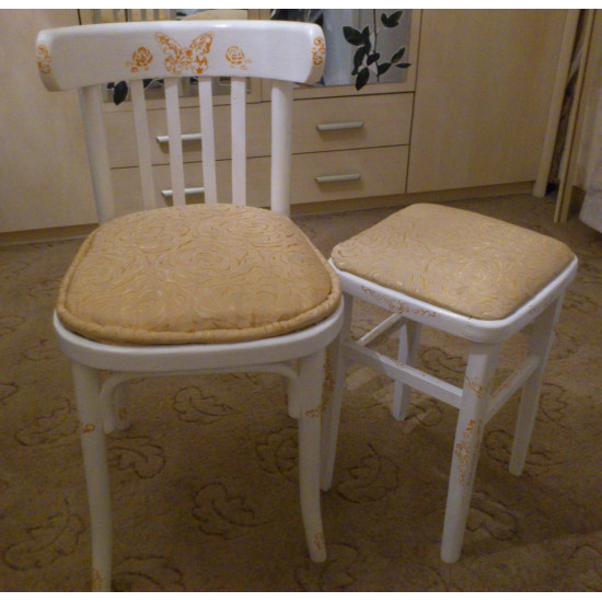 Upholstery Foam 5 Thick, 50 Wide x 195 Long. Medium Density. Upholstery Foam 5 Thick, 50 Wide x 195 Long. Medium Density.