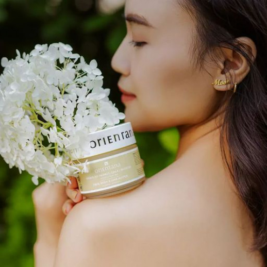 Face, body oil and hair of Orientana Indian Jasmine Face Body & Hair Butter Indian jasmine, 100 g Face, body oil and hair of Orientana Indian Jasmine Face Body & Hair Butter Indian jasmine, 100 g