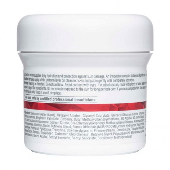 Матирующий защитный крем для лица Christina Comodex-Mattify & Protect Cream SPF 15, 150 мл
Матирующий защитный крем для лица Christina Comodex-Mattify & Protect Cream SPF 15, 150 мл