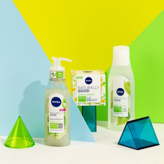 Міцелярний гель для вмивання Nivea Naturally Good з алое віра, 140 мл Міцелярний гель для вмивання Nivea Naturally Good з алое віра, 140 мл
