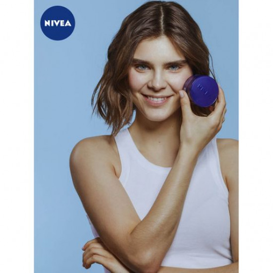 Нічний крем для обличчя Nivea Красива шкіра, 24 години зволоження + відновлення, для всіх типів шкіри, 50 мл Нічний крем для обличчя Nivea Красива шкіра, 24 години зволоження + відновлення, для всіх типів шкіри, 50 мл