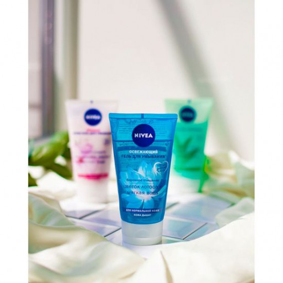 Освіжаючий гель для вмивання Nivea Квітка лотоса та м'яка вода, для нормальної шкіри, 150 мл Освіжаючий гель для вмивання Nivea Квітка лотоса та м'яка вода, для нормальної шкіри, 150 мл