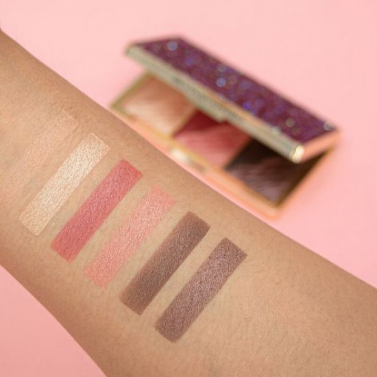 Палетка для макіяжу обличчя Revolution Pro Crystal Luxe Face Palette Berry Flush, 8.4 г Палетка для макіяжу обличчя Revolution Pro Crystal Luxe Face Palette Berry Flush, 8.4 г