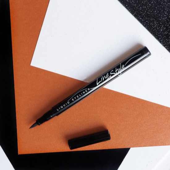 Resistant eyeliner felt-tip pen for eyes of Belor Design Line Style 01, 1.7 g Resistant eyeliner felt-tip pen for eyes of Belor Design Line Style 01, 1.7 g