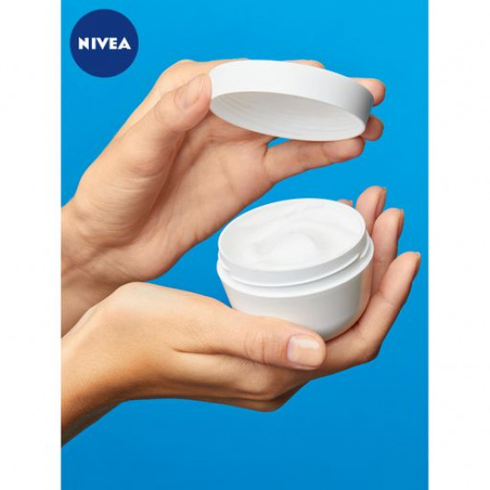 Зволожуючий інтенсивний крем для обличчя NIVEA Care для всіх типів шкіри, з олією ши, 100 мл Зволожуючий інтенсивний крем для обличчя NIVEA Care для всіх типів шкіри, з олією ши, 100 мл