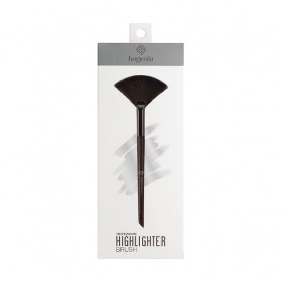 Fan brush for a highlighter of Bogenia Professional Highlighter Brush 006, synthetic pile (BG200) Fan brush for a highlighter of Bogenia Professional Highlighter Brush 006, synthetic pile (BG200)