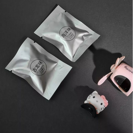 Автомобільний ароматизатор STR Hello Kitty - Pink Автомобільний ароматизатор STR Hello Kitty - Pink