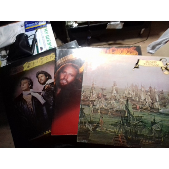 Bee Gees. children of the world p1976. Polydor uk. 3lp Bee Gees. children of the world p1976. Polydor uk. 3lp