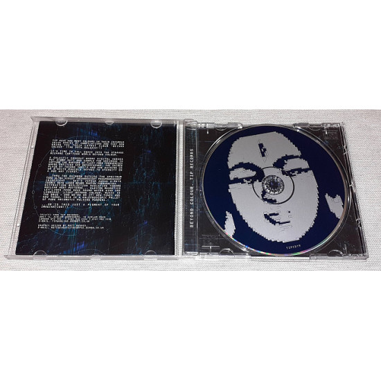 Фирменный Beyond Colour Фирменный Beyond Colour