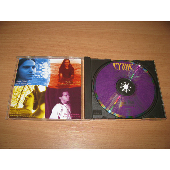 CYNIC - Focus (1993 Roadrunner 1st press, Holland) CYNIC - Focus (1993 Roadrunner 1st press, Holland)