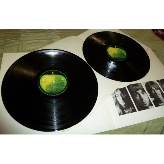 The Beatles 1968 2LP Apple Germany (043215) NM / NM / NM The Beatles 1968 2LP Apple Germany (043215) NM / NM / NM