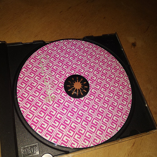 Gwen Stefani (ex-No Doubt) - The Sweet Escape (2006) Gwen Stefani (ex-No Doubt) - The Sweet Escape (2006)